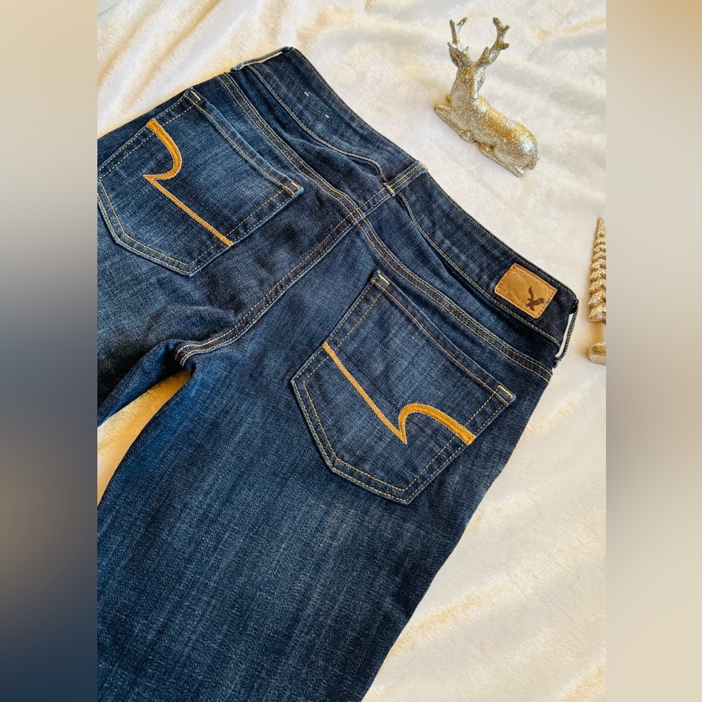 American Eagle Outfitters Dark Blue Jeans